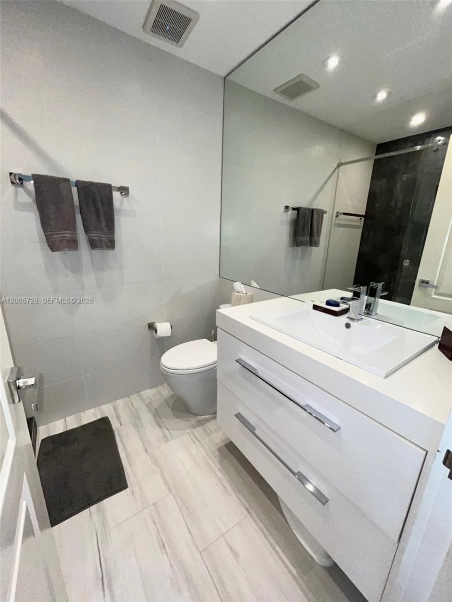 Real estate property located at 11343 53rd Ln, Miami-dade, Doral Landings East, Doral, FL