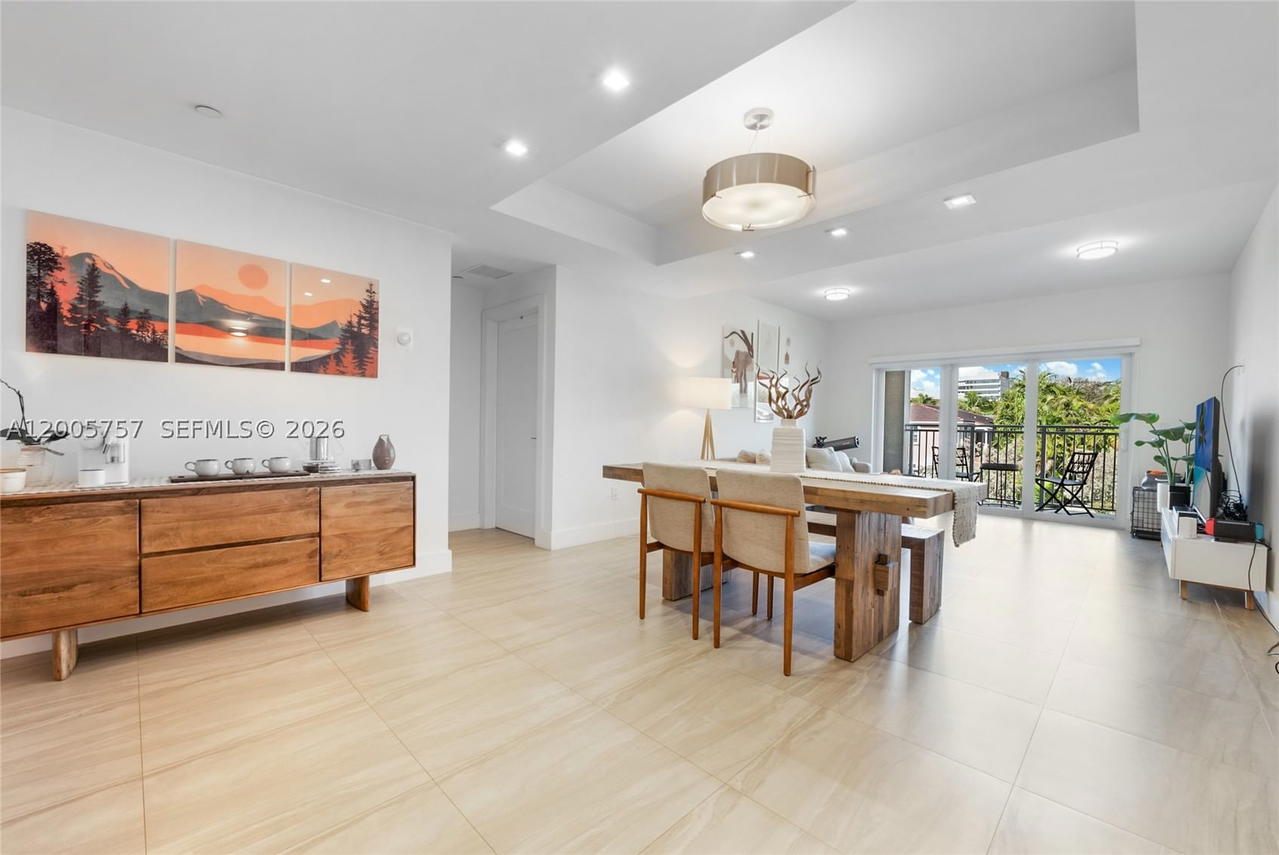 Real estate property located at 120 Salamanca Ave #2A, Miami-dade, Villas At Salamanca Condo, Coral Gables, FL