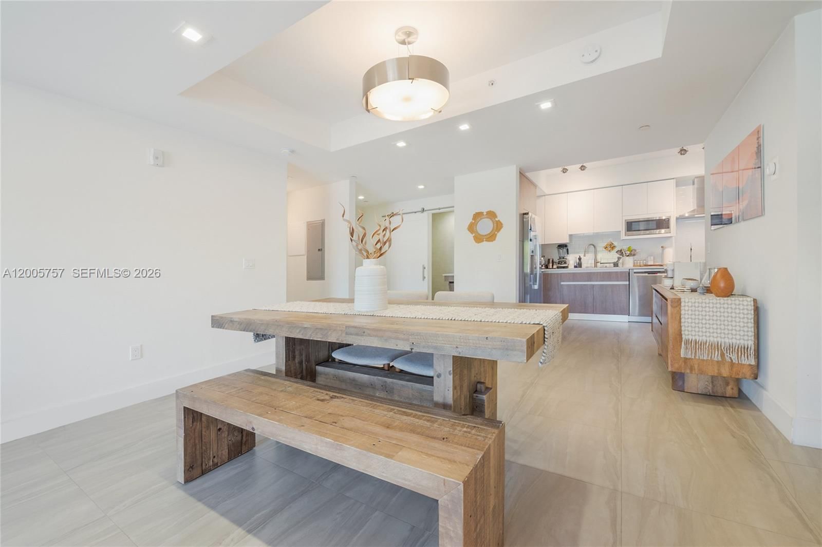 Real estate property located at 120 Salamanca Ave #2A, Miami-dade, Villas At Salamanca Condo, Coral Gables, FL