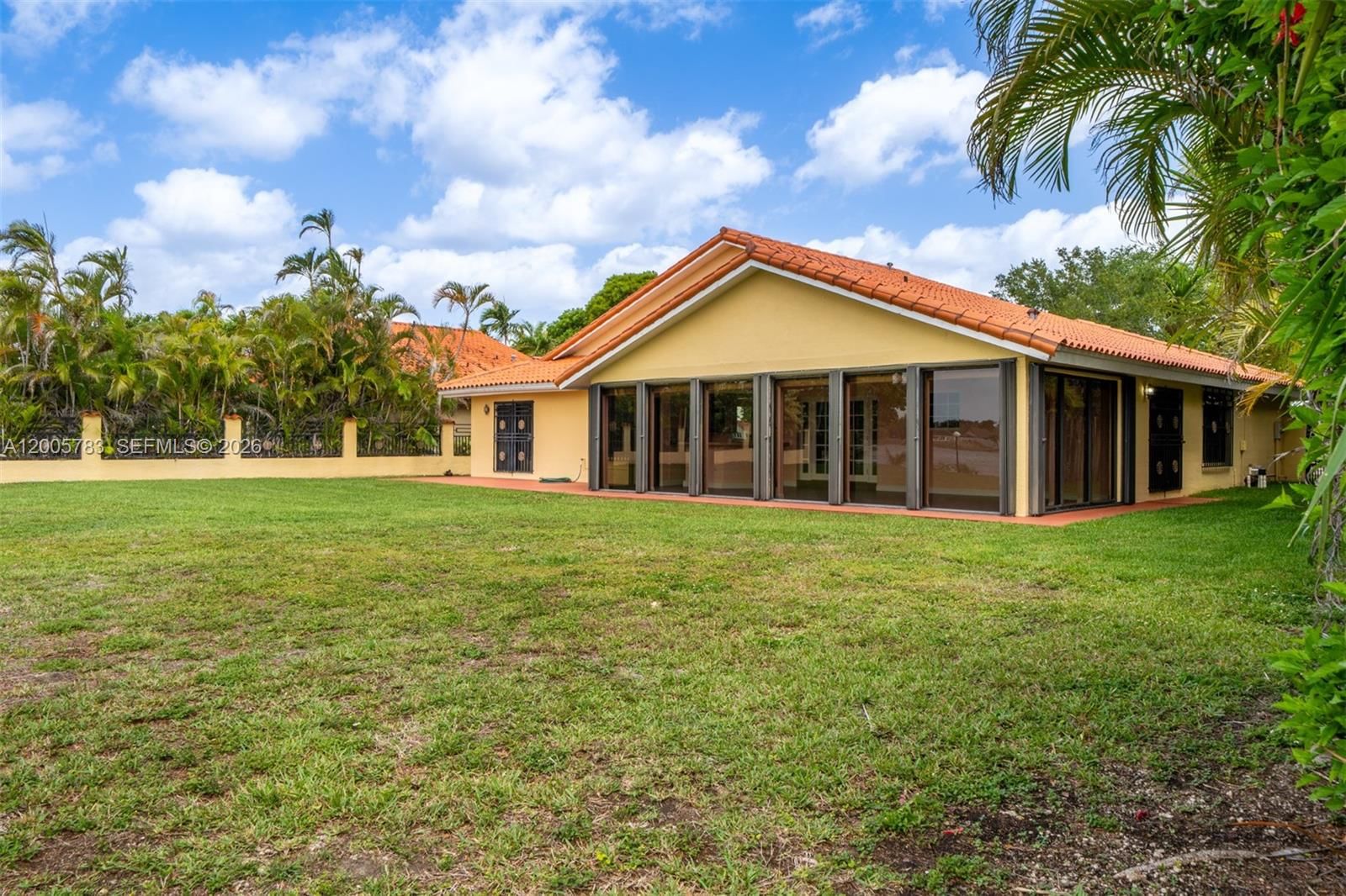 Real estate property located at 14452 43rd Ter, Miami-dade, Bird Lakes North Sec 2 1s, Miami, FL