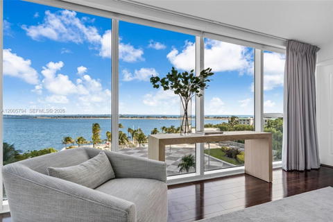 Real estate property located at 2101 Brickell Ave #306, Miami-dade, Skyline On Brickell Condo, Miami, FL