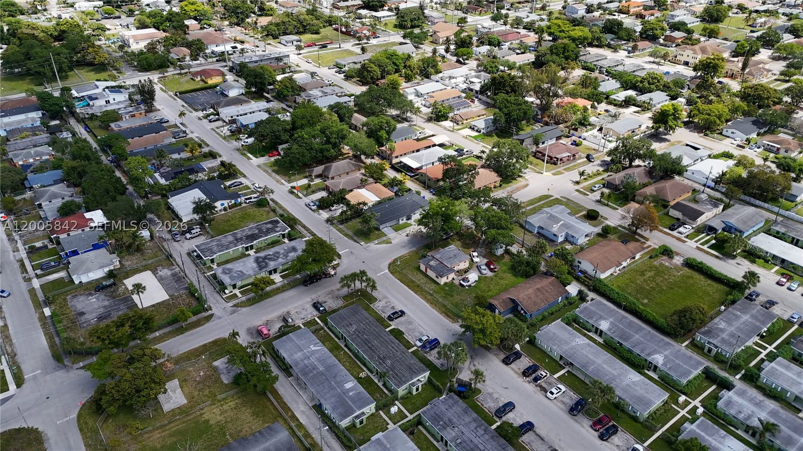 Real estate property located at 2260 Charleston St, Broward, Liberia, Hollywood, FL