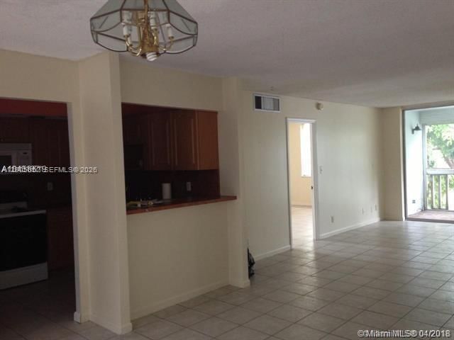 Real estate property located at 7031 Environ Blvd #221, Broward, Environ I Condo 3 And 4, Lauderhill, FL
