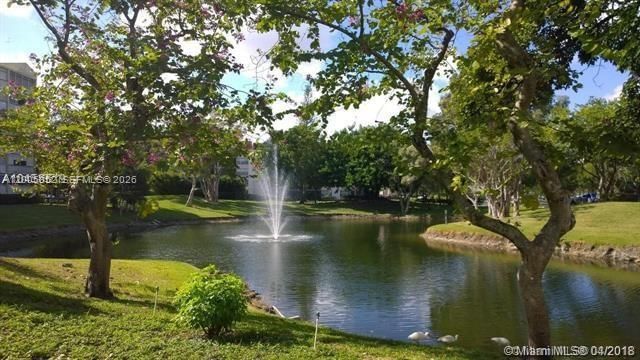 Real estate property located at 7031 Environ Blvd #221, Broward, Environ I Condo 3 And 4, Lauderhill, FL