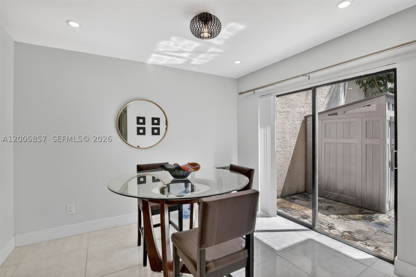 Real estate property located at 2360 Bayberry Dr #2360, Broward, Everglades Sugar & Land C, Pembroke Pines, FL