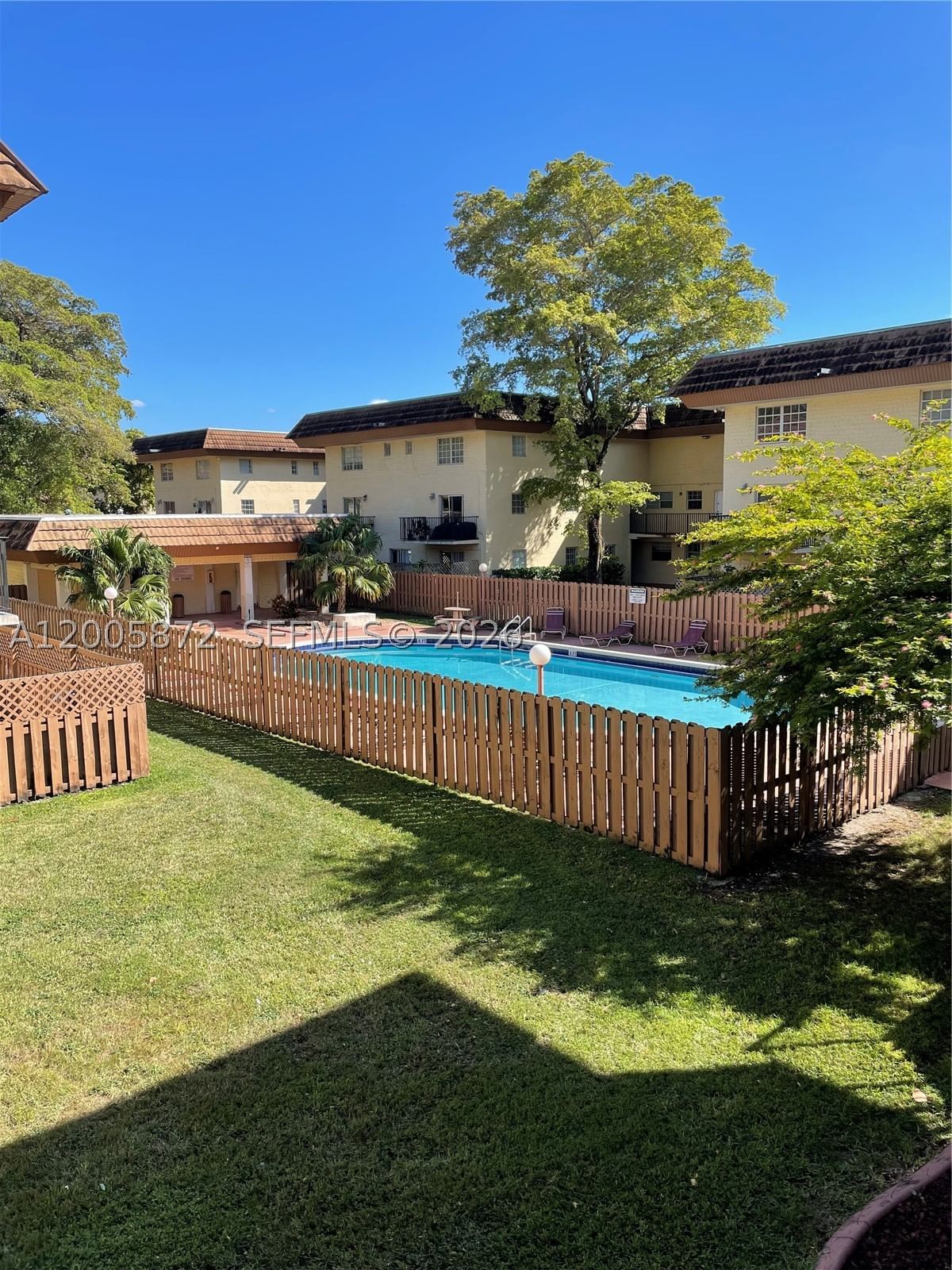Real estate property located at 8500 109th Ave #6-229, Miami-dade, Courtyards At Kendall Con, Miami, FL