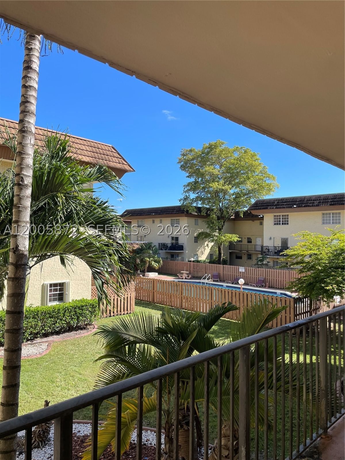 Real estate property located at 8500 109th Ave #6-229, Miami-dade, Courtyards At Kendall Con, Miami, FL