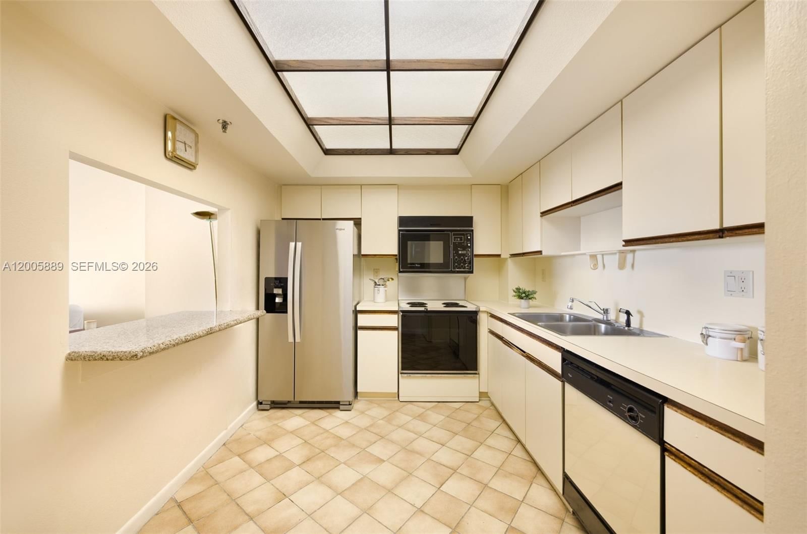 Real estate property located at 520 Brickell Key Dr A1001, Miami-dade, Brickell Key One Condo, Miami, FL