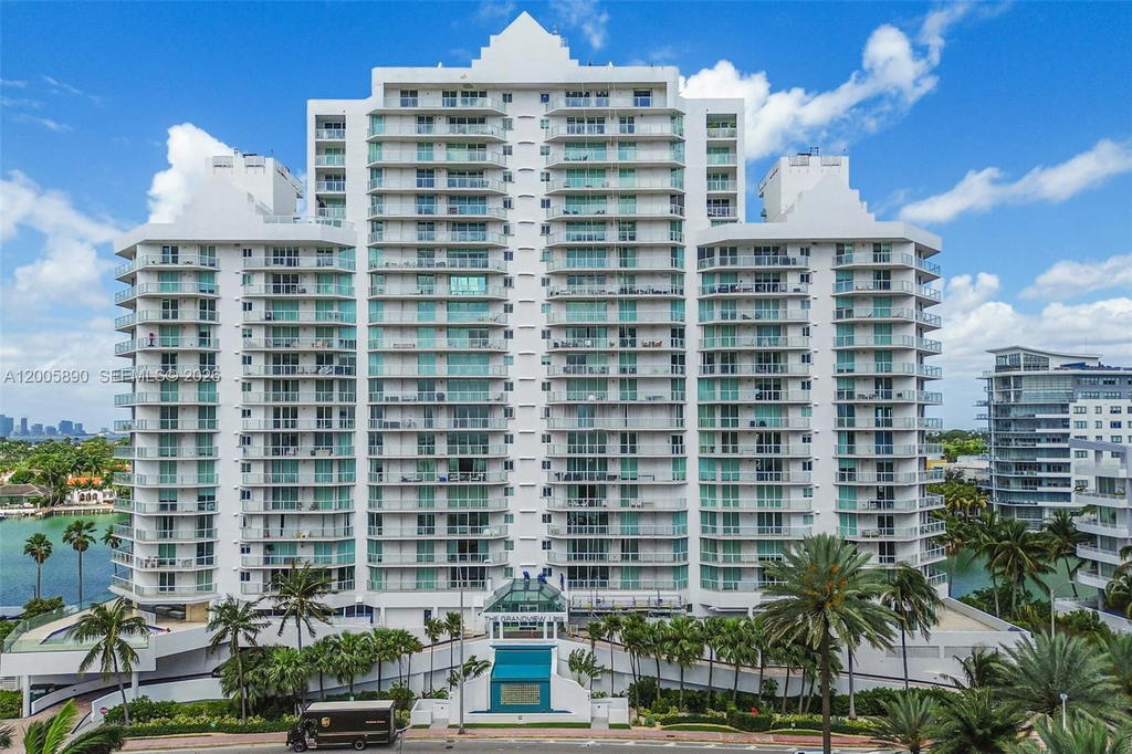Real estate property located at 5900 Collins Ave #402, Miami-dade, The Grandview Condo, Miami Beach, FL