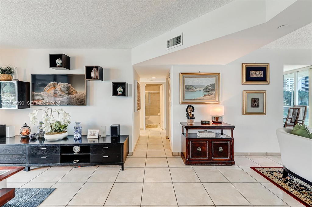 Real estate property located at 5900 Collins Ave #402, Miami-dade, The Grandview Condo, Miami Beach, FL