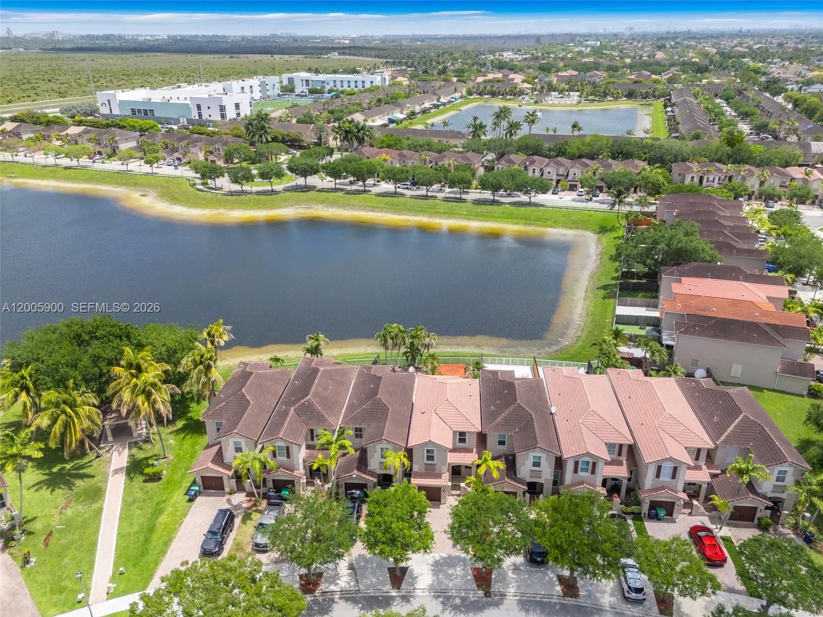 Real estate property located at 945 154th Ct, Miami-dade, Ab At Tamiami Trail Phase, Miami, FL