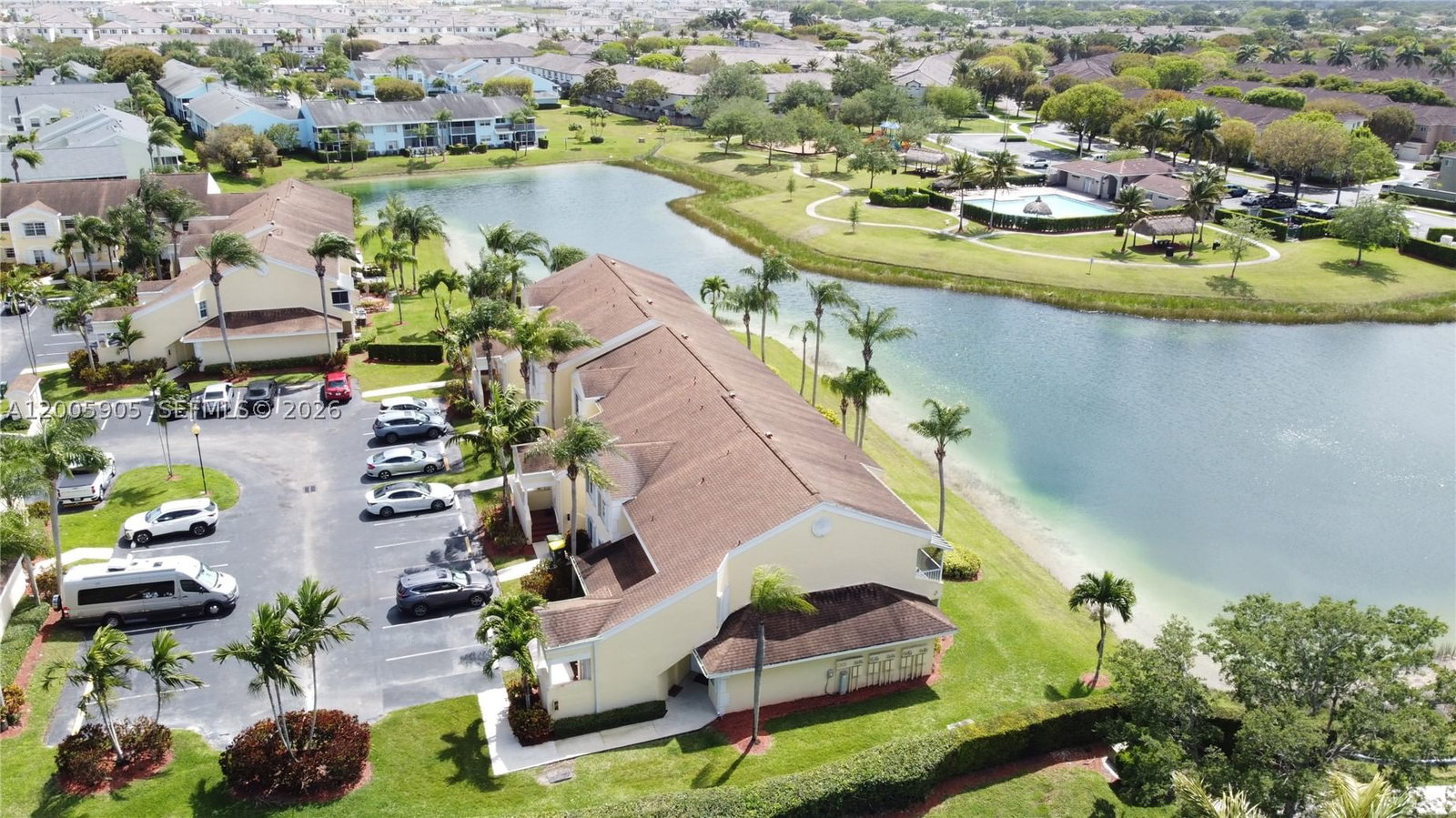 Real estate property located at 2524 19th Pl #204-B, Miami-dade, Keys Gate Condo No Two, Homestead, FL