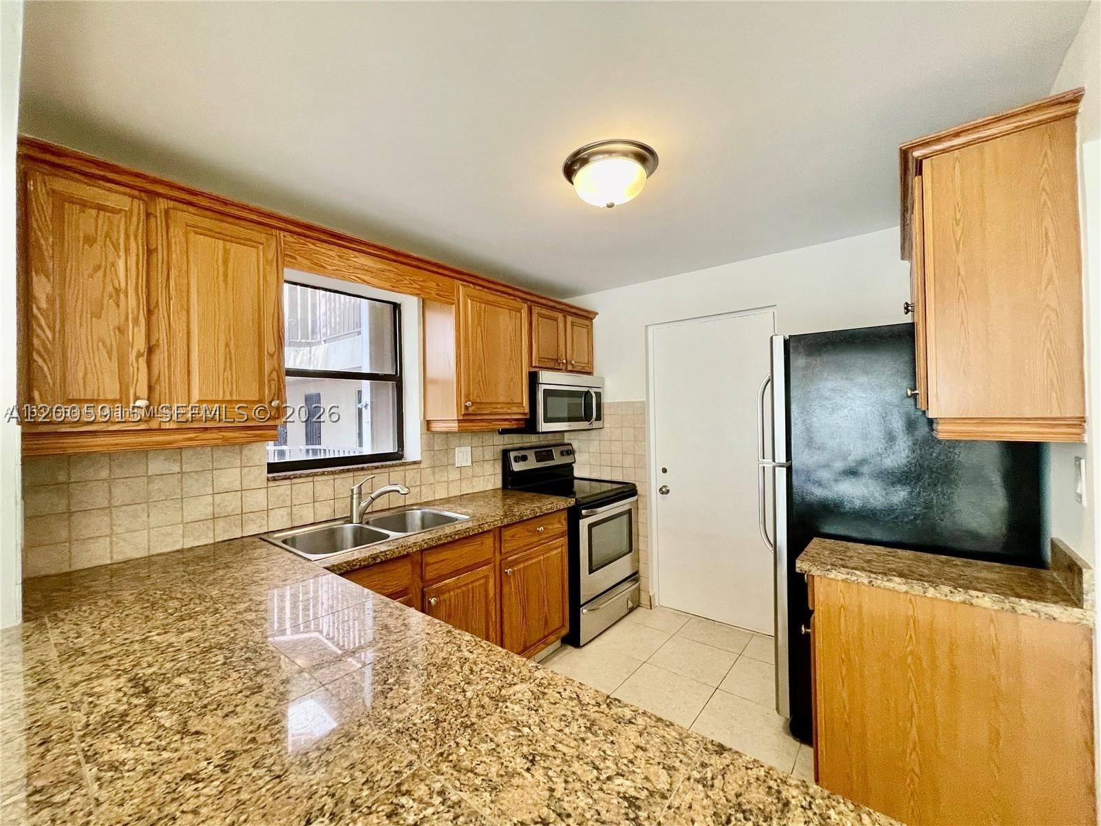 Real estate property located at 2320 Cypress Bend Dr #204, Broward, Cypress Bend I-d Condo, Pompano Beach, FL