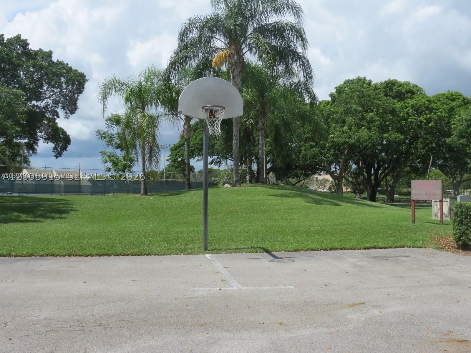 Real estate property located at 2320 Cypress Bend Dr #204, Broward, Cypress Bend I-d Condo, Pompano Beach, FL
