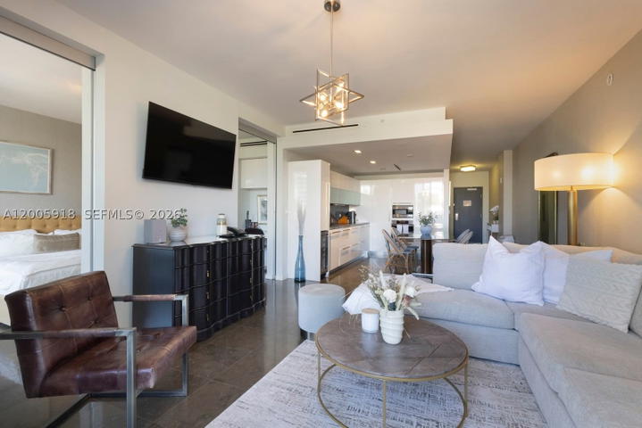 Real estate property located at 220 21st St #303, Miami-dade, Boulan South Beach Condo, Miami Beach, FL