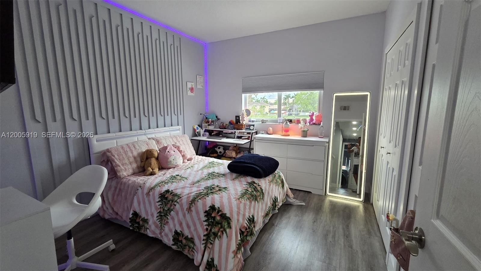 Real estate property located at 3732 153rd Ct, Miami-dade, Caribe Lakes Phase Ii, Miami, FL