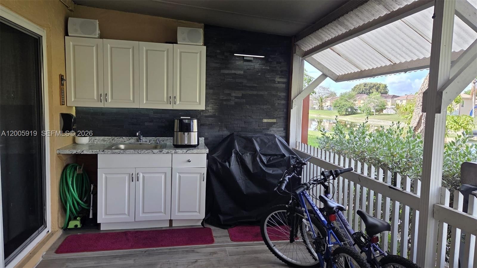 Real estate property located at 3732 153rd Ct, Miami-dade, Caribe Lakes Phase Ii, Miami, FL