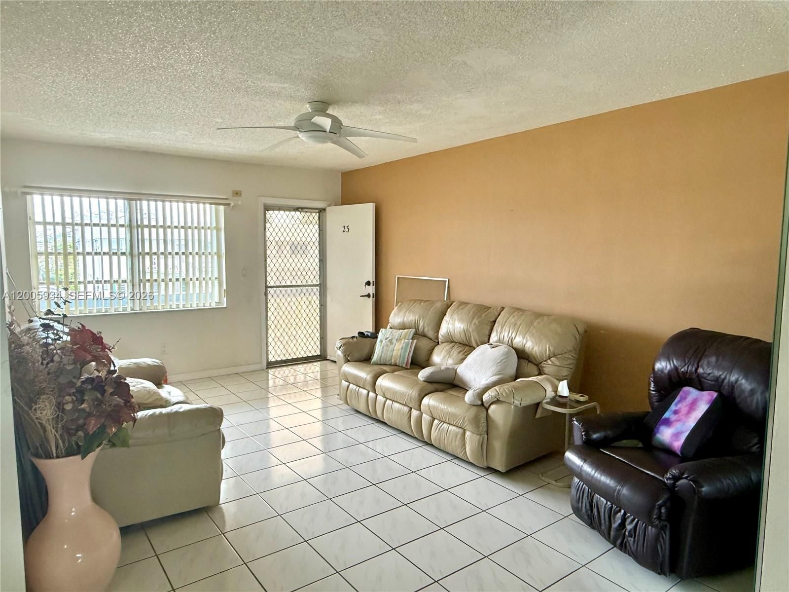 Real estate property located at 11 204th St #23, Miami-dade, Ro-mont Gardens Andover C, Miami Gardens, FL