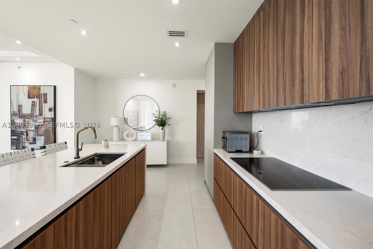 Real estate property located at 700 24th St #3201, Miami-dade, Aria Reserve South, Miami, FL