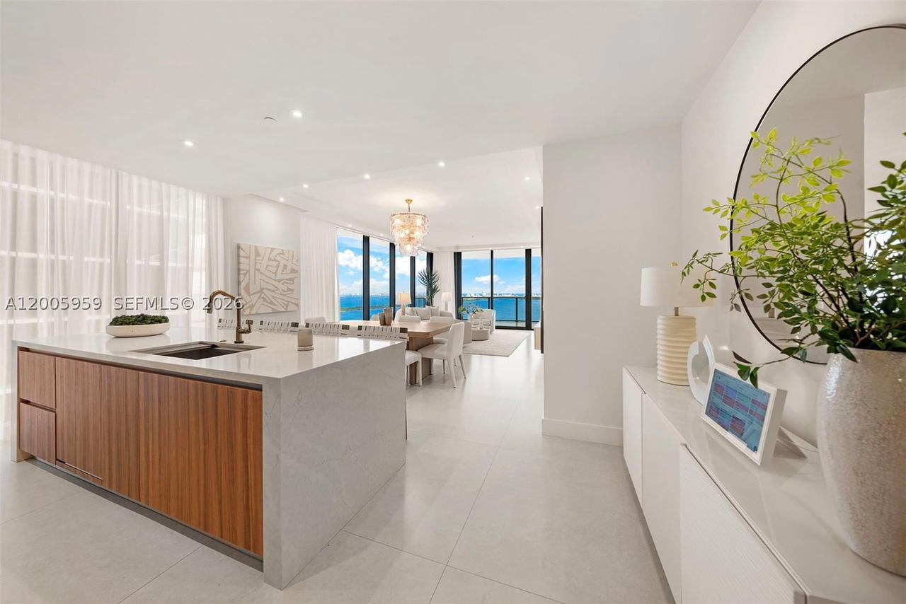 Real estate property located at 700 24th St #3201, Miami-dade, Aria Reserve South, Miami, FL