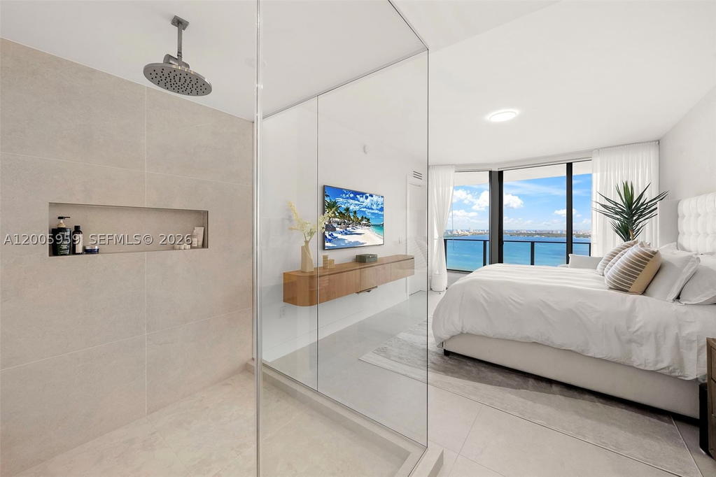 Real estate property located at 700 24th St #3201, Miami-dade, Aria Reserve South, Miami, FL