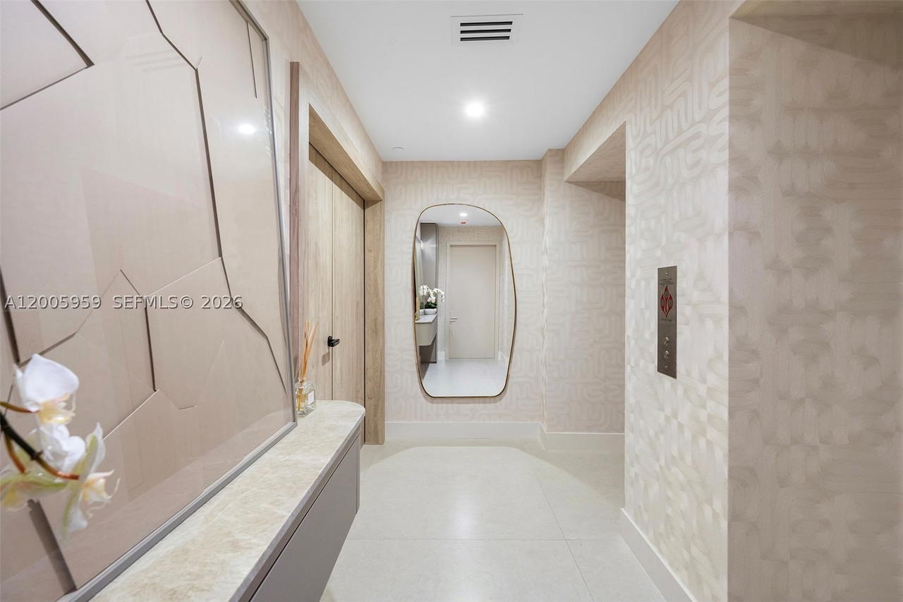 Real estate property located at 700 24th St #3201, Miami-dade, Aria Reserve South, Miami, FL