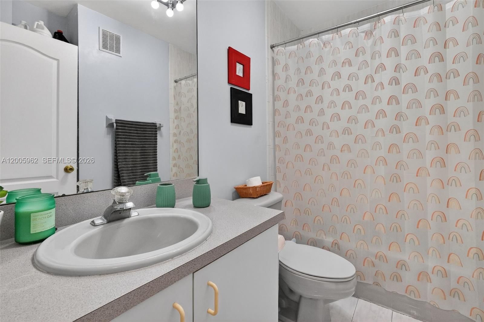 Real estate property located at 16624 73rd Ct #16624, Miami-dade, Paseos At Miami Lakes, Miami Lakes, FL