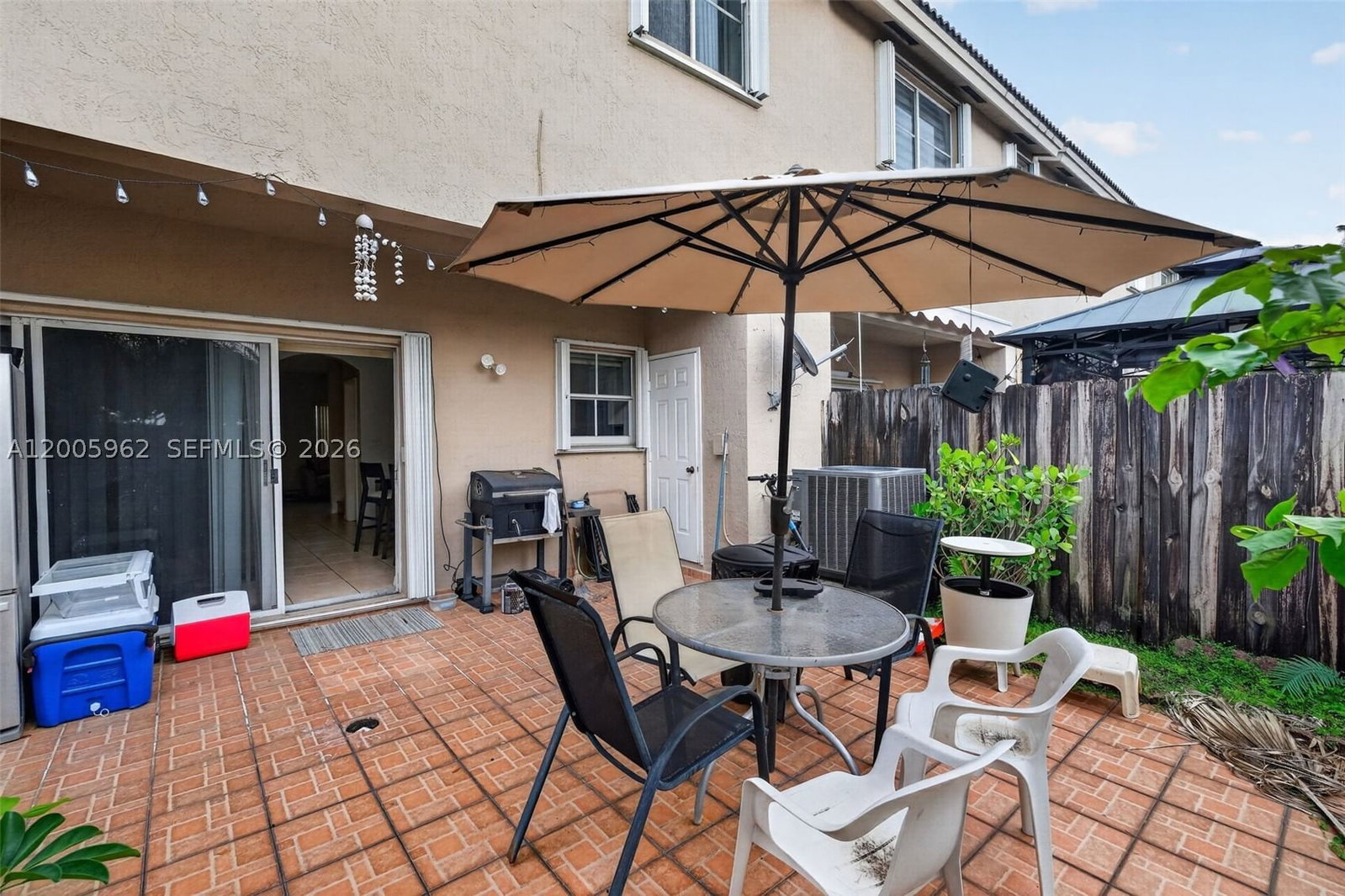 Real estate property located at 16624 73rd Ct #16624, Miami-dade, Paseos At Miami Lakes, Miami Lakes, FL