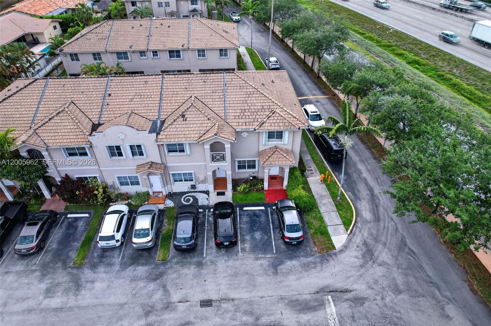 Real estate property located at 16624 73rd Ct #16624, Miami-dade, Paseos At Miami Lakes, Miami Lakes, FL
