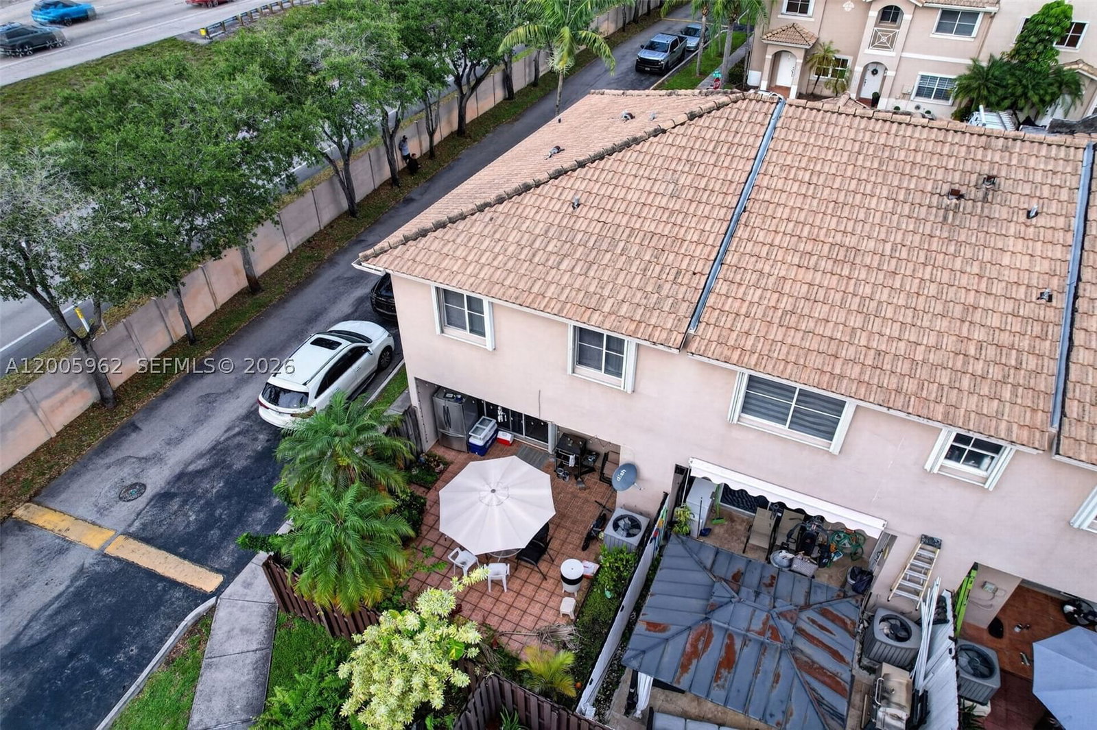 Real estate property located at 16624 73rd Ct #16624, Miami-dade, Paseos At Miami Lakes, Miami Lakes, FL