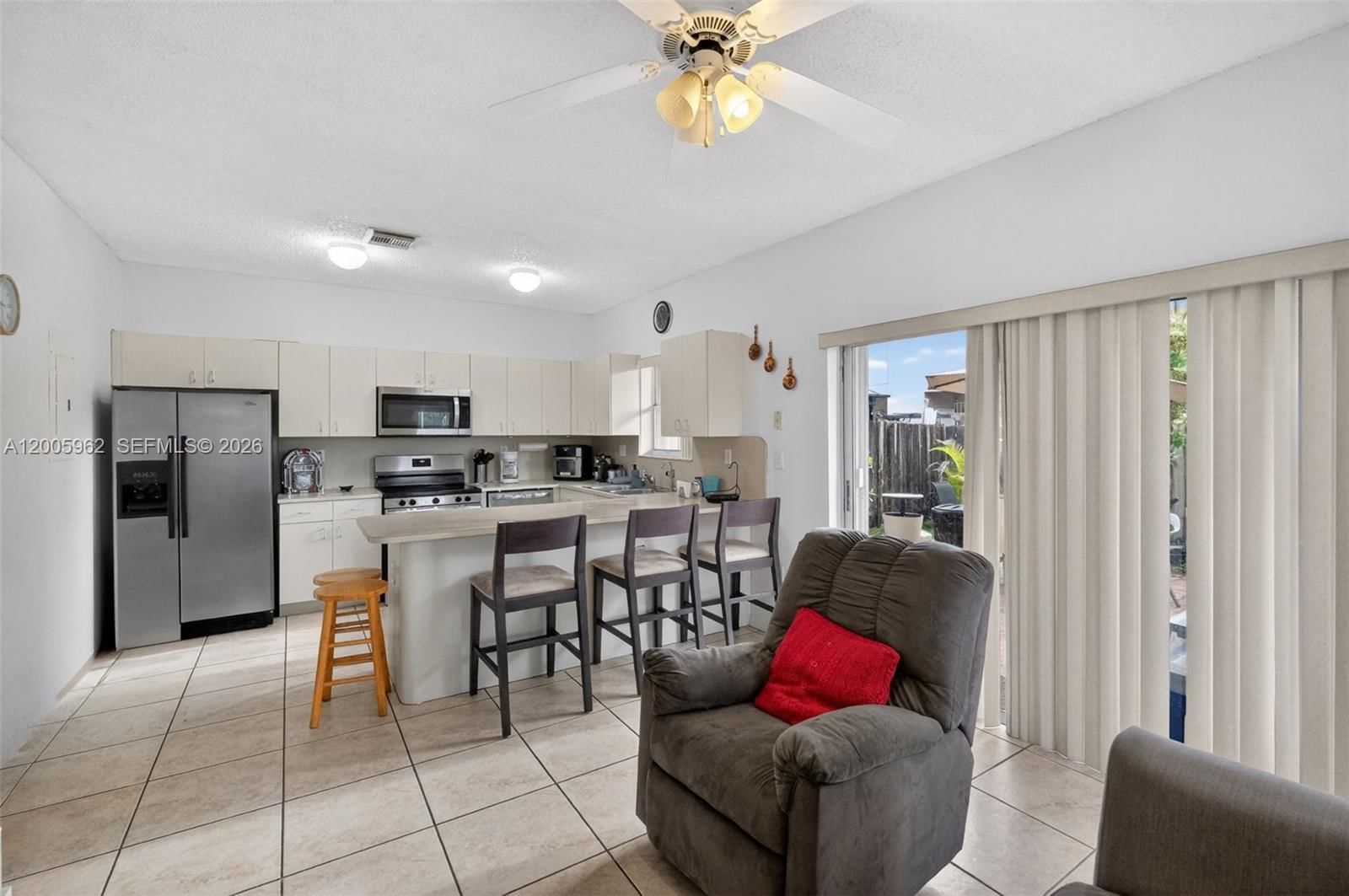 Real estate property located at 16624 73rd Ct #16624, Miami-dade, Paseos At Miami Lakes, Miami Lakes, FL