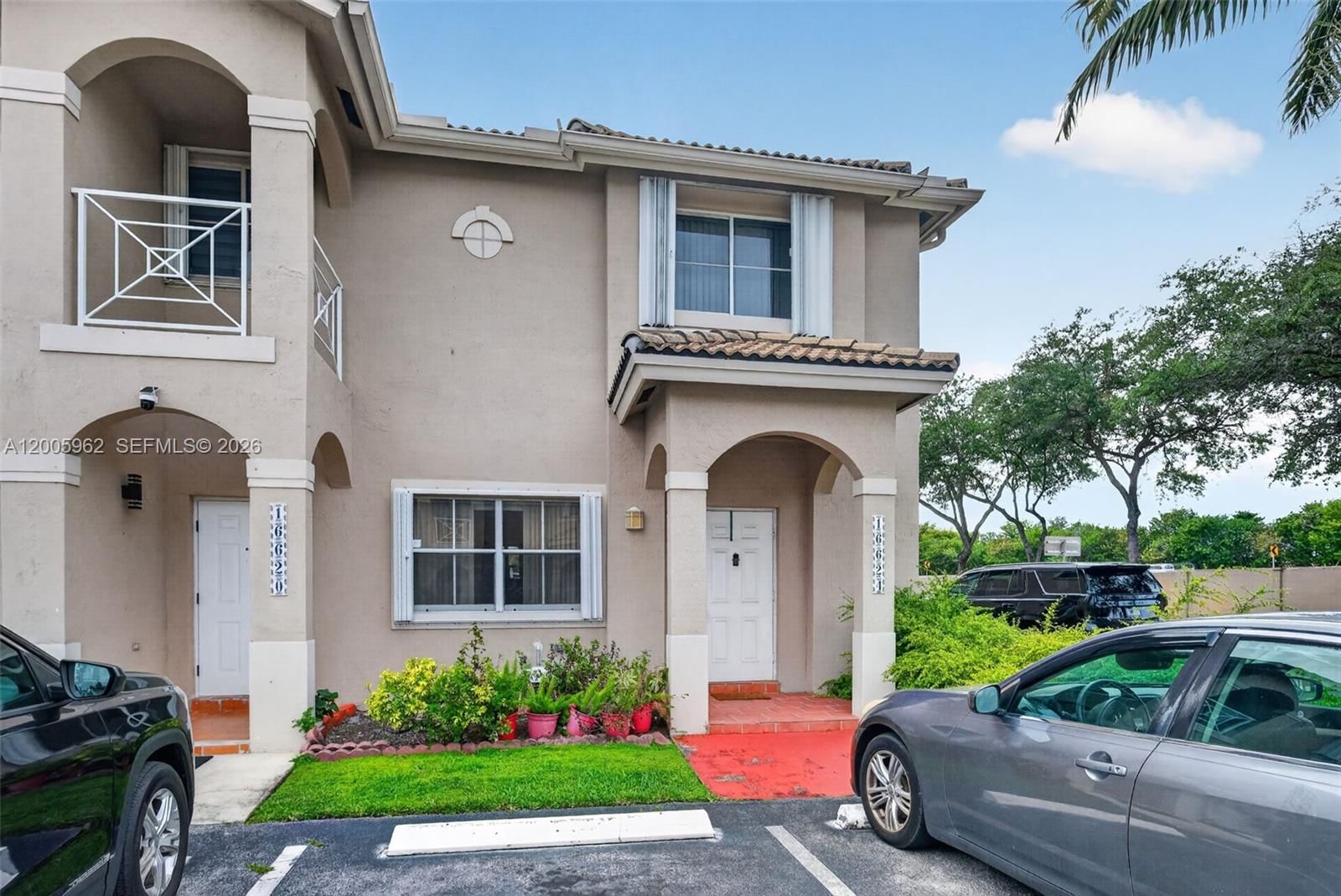 Real estate property located at 16624 73rd Ct #16624, Miami-dade, Paseos At Miami Lakes, Miami Lakes, FL