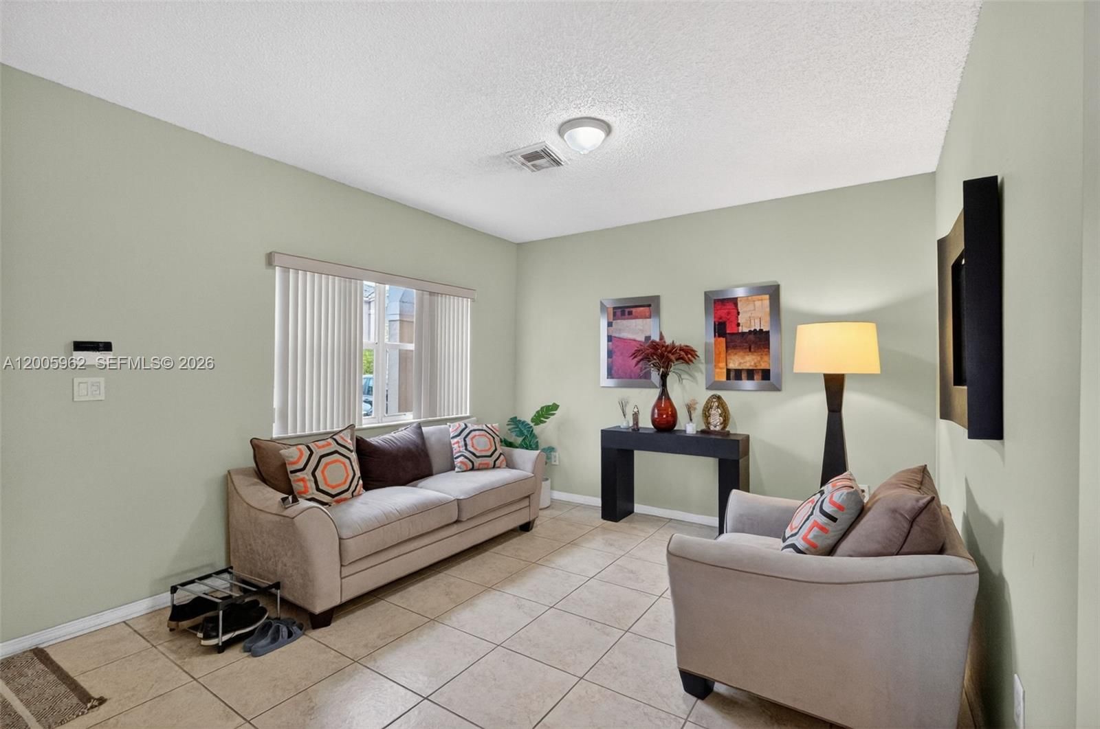 Real estate property located at 16624 73rd Ct #16624, Miami-dade, Paseos At Miami Lakes, Miami Lakes, FL