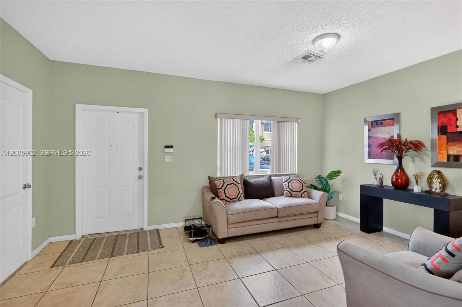 Real estate property located at 16624 73rd Ct #16624, Miami-dade, Paseos At Miami Lakes, Miami Lakes, FL