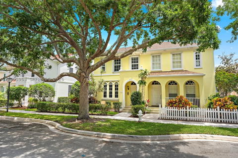Real estate property located at 119 Andover Drive, Palm Beach, Cambridge At Abacoa, Jupiter, FL