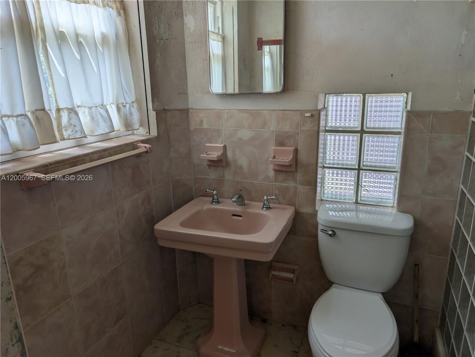 Real estate property located at 1126 2nd Ave, Broward, Tarpon River, Fort Lauderdale, FL