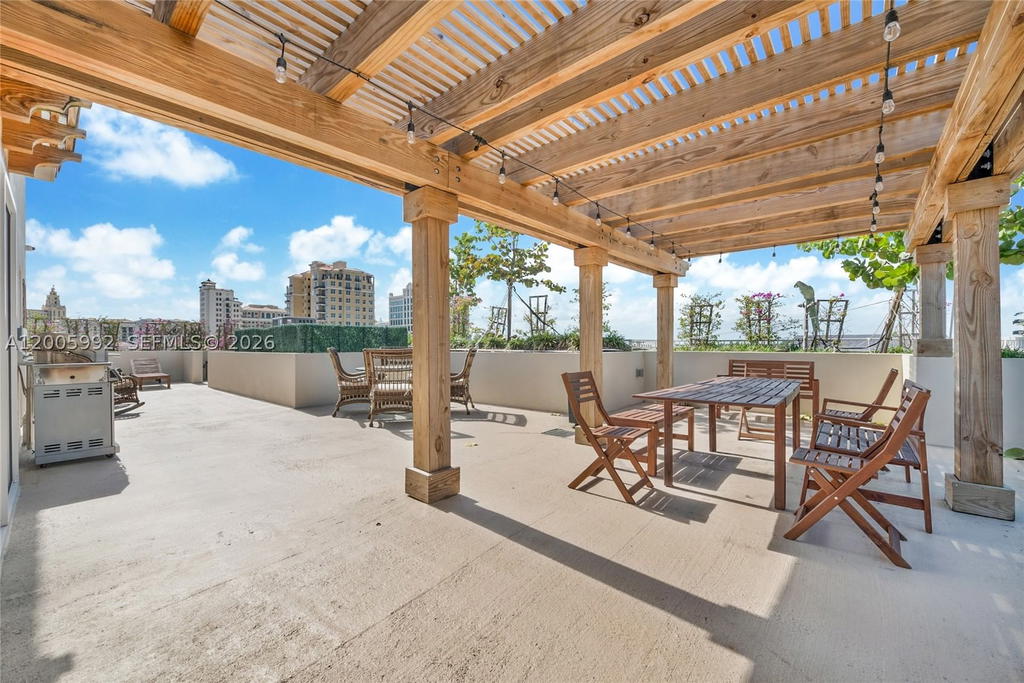 Real estate property located at 120 Salamanca Ave #3B, Miami-dade, C Gab Douglas Sec, Coral Gables, FL