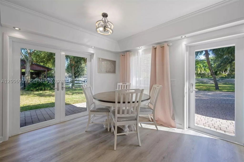 Real estate property located at 4001 73rd Ave, Broward, Everglade Land Sales Co, Davie, FL