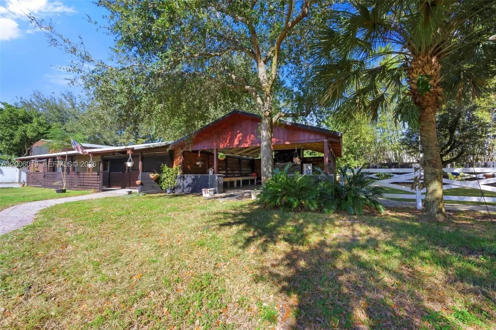 Real estate property located at 4001 73rd Ave, Broward, Everglade Land Sales Co, Davie, FL
