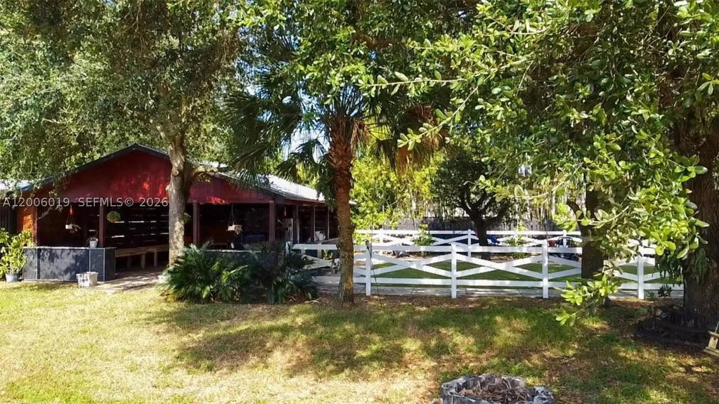 Real estate property located at 4001 73rd Ave, Broward, Everglade Land Sales Co, Davie, FL