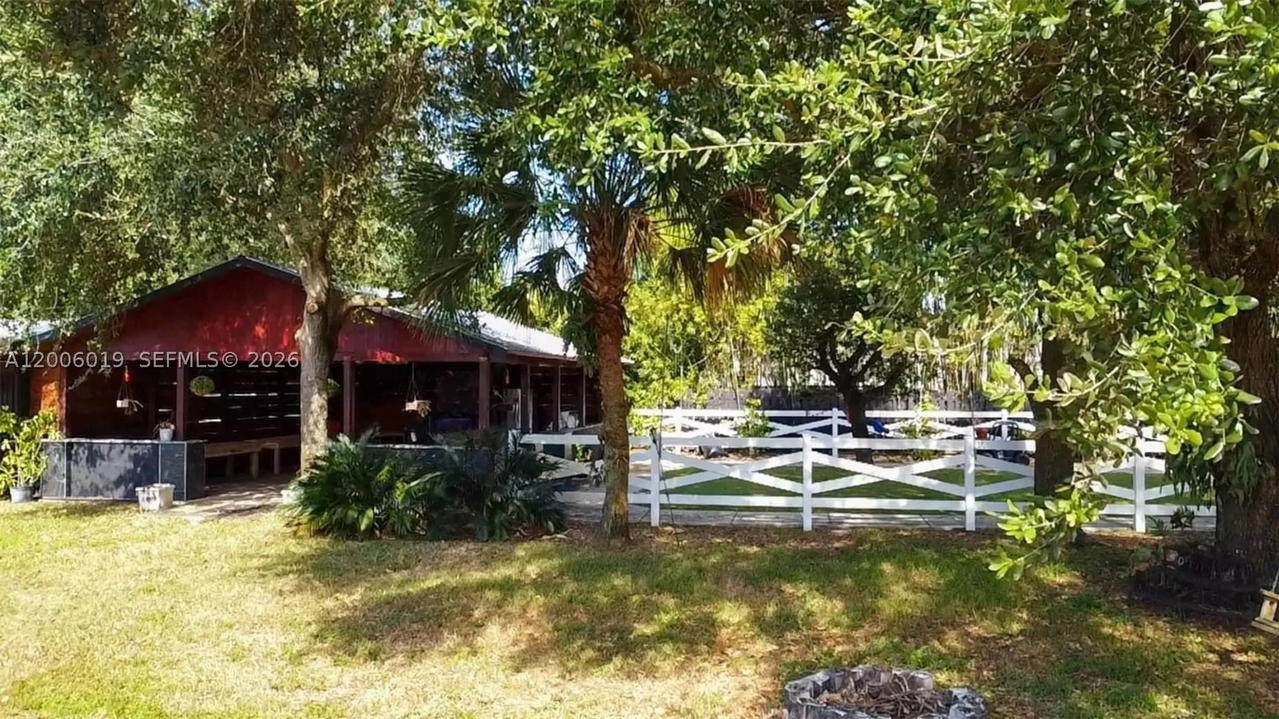 Real estate property located at 4001 73rd Ave, Broward, Everglade Land Sales Co, Davie, FL