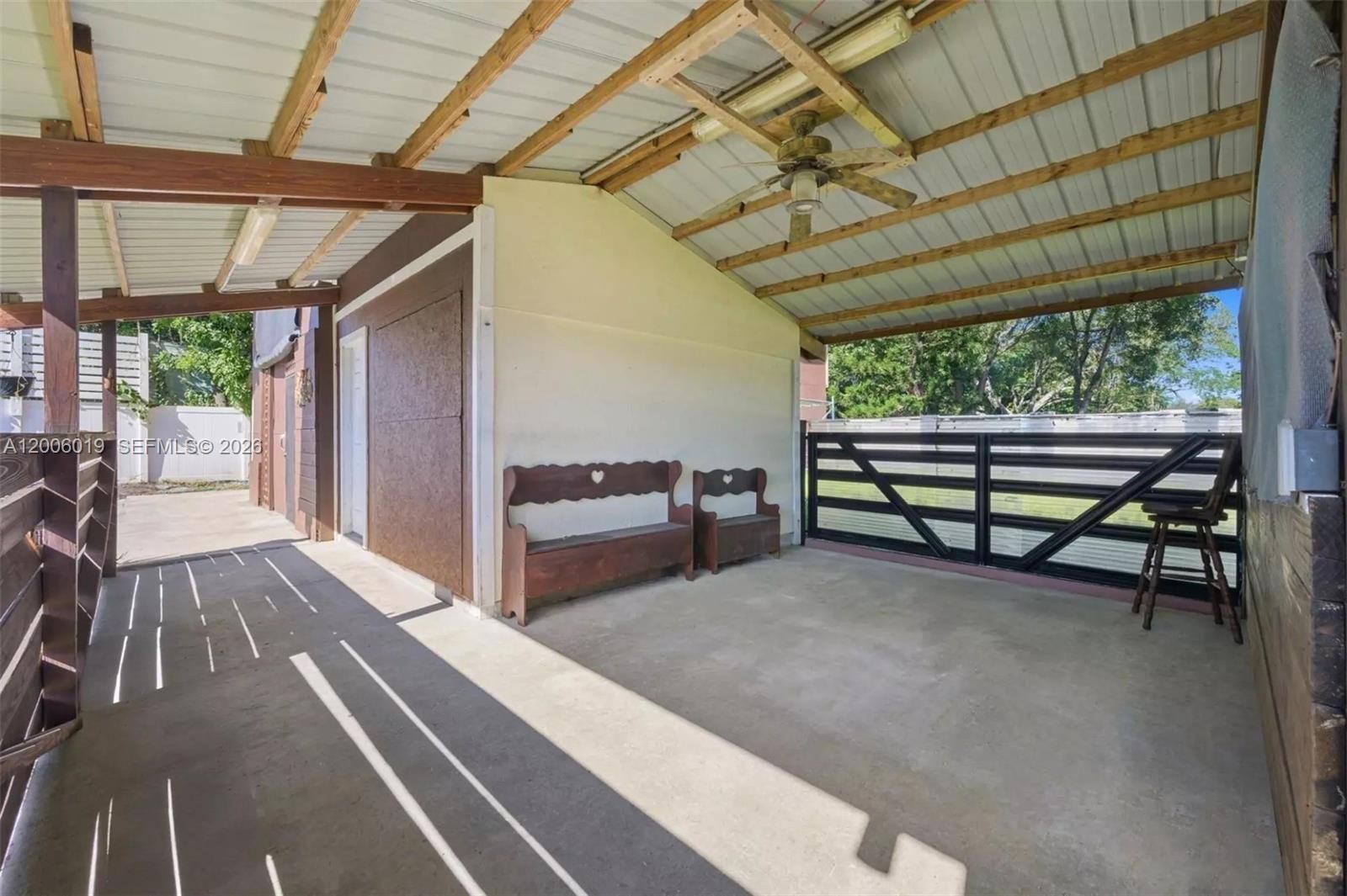 Real estate property located at 4001 73rd Ave, Broward, Everglade Land Sales Co, Davie, FL