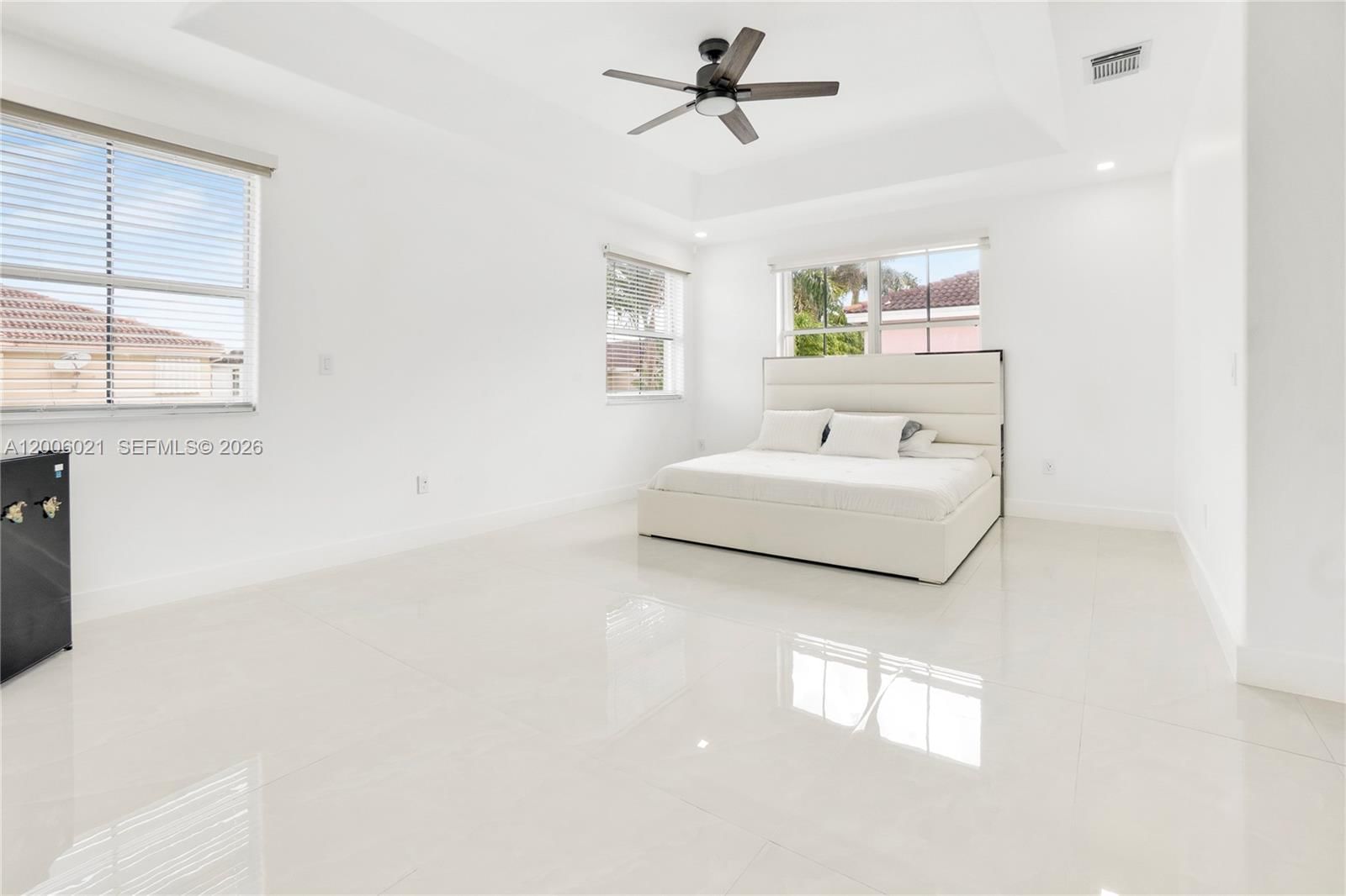 Real estate property located at 16621 58th Ter, Miami-dade, Rivendell, Miami, FL