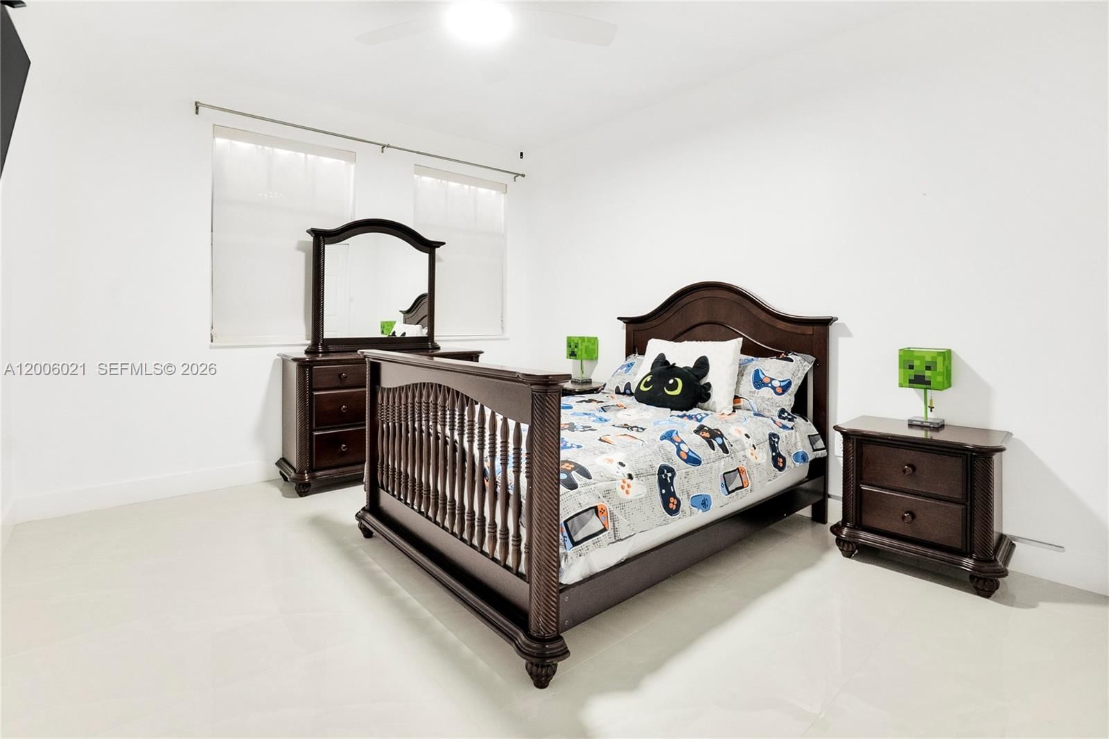 Real estate property located at 16621 58th Ter, Miami-dade, Rivendell, Miami, FL