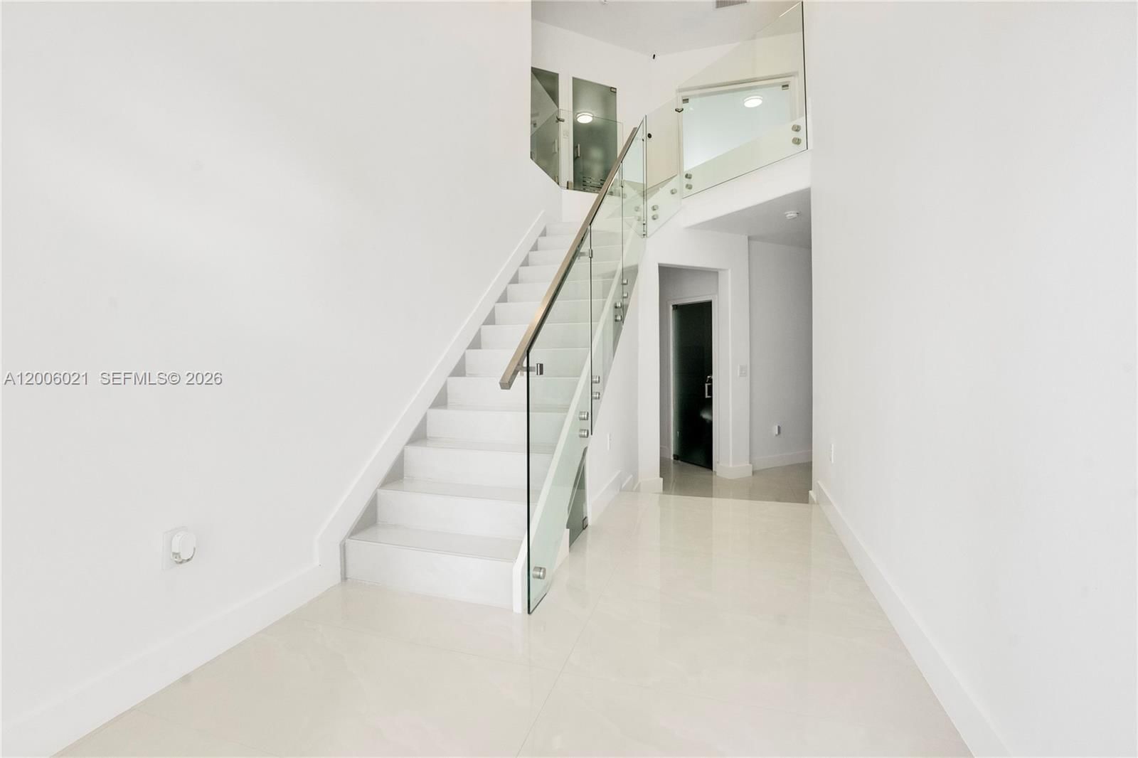 Real estate property located at 16621 58th Ter, Miami-dade, Rivendell, Miami, FL