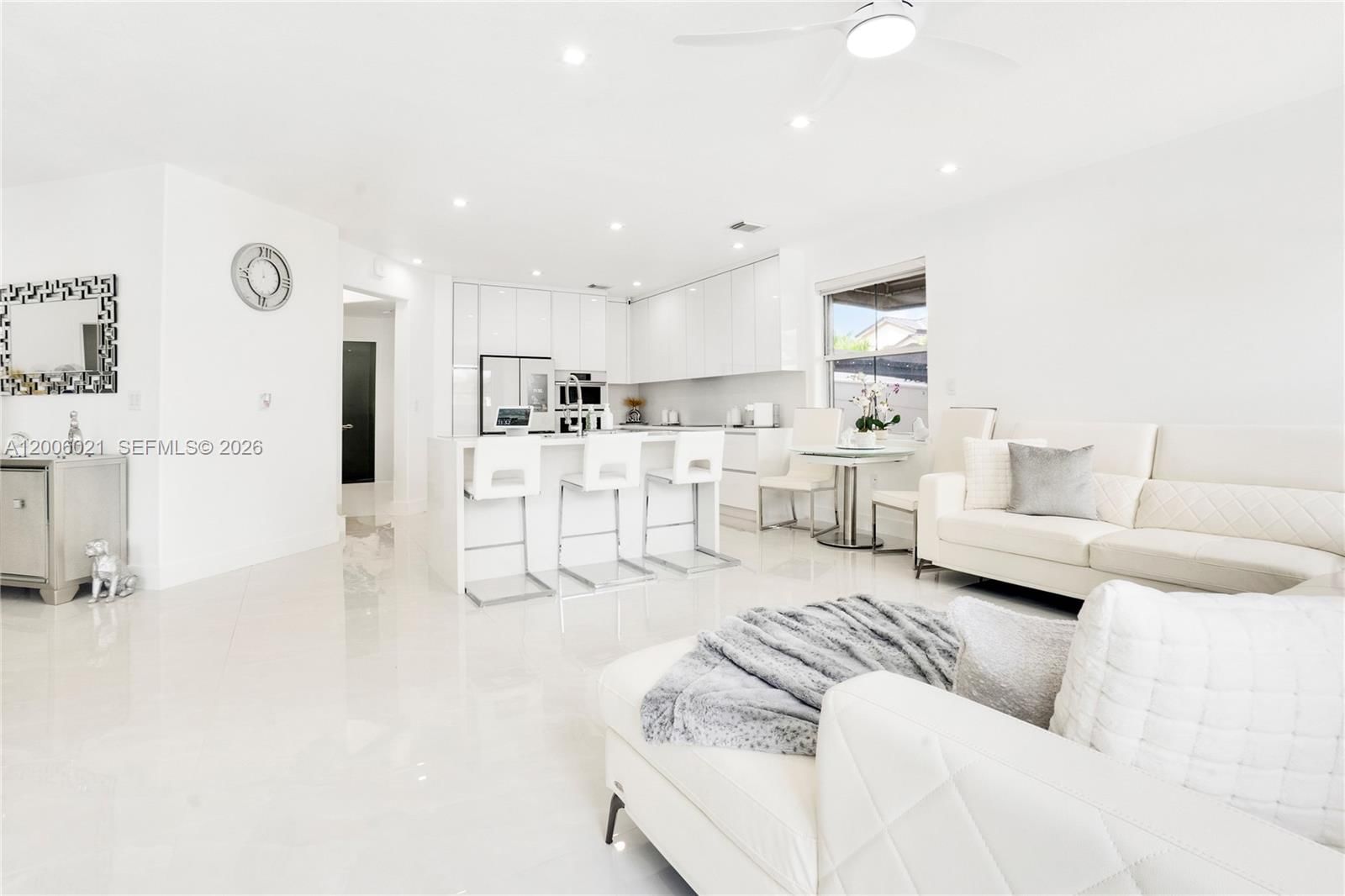 Real estate property located at 16621 58th Ter, Miami-dade, Rivendell, Miami, FL