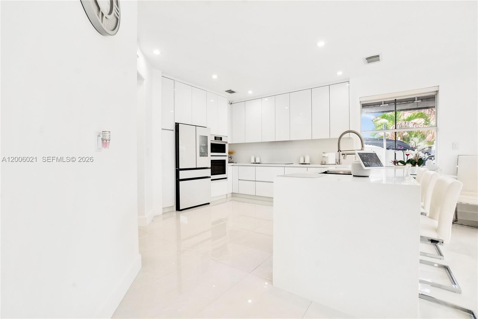 Real estate property located at 16621 58th Ter, Miami-dade, Rivendell, Miami, FL