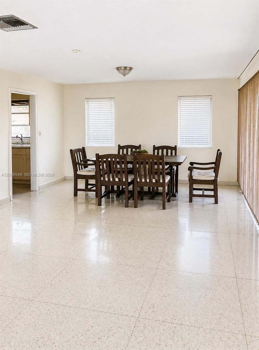 Real estate property located at 9205 Byron Ave, Miami-dade, Altos Del Mar No 5, Surfside, FL