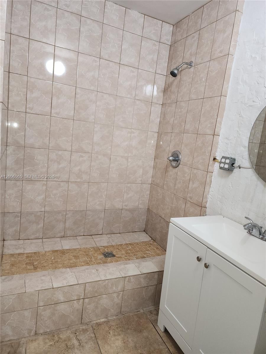 Real estate property located at 2513 Lincoln St, Broward, Hollywood Little Ranches, Hollywood, FL