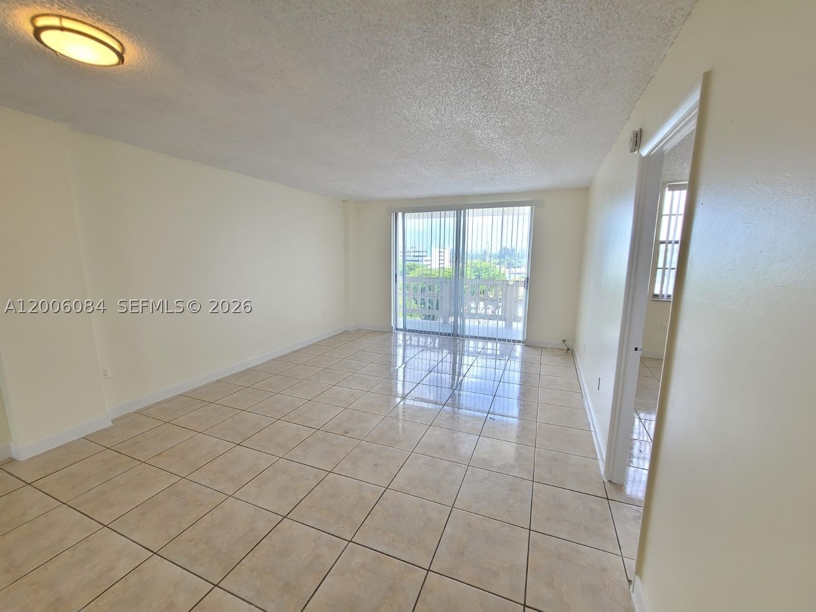 Real estate property located at 15600 7th Ave #709, Miami-dade, Parkway Towers Bldg 1, Miami, FL